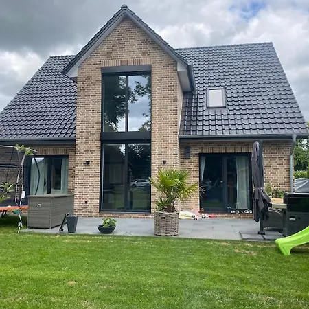 Villa Luxurious Family With Pool